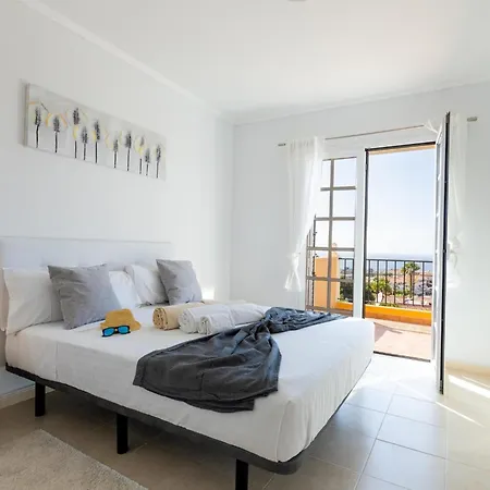 Vakantiehuis Incredible Fuente, Ocean View, Heated Pool!